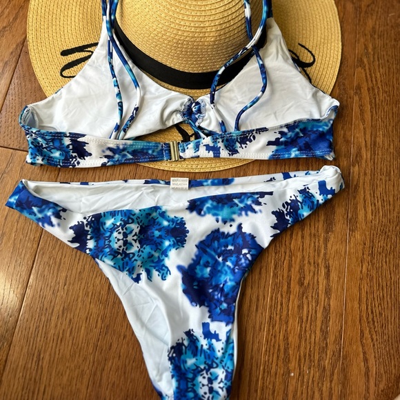 Zaful bikini - Picture 2 of 7